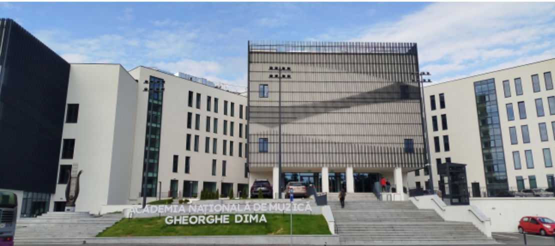 Lezioni di piano presso l'Accademia di Musica "Gh. Dima" di Cluj-Napoca